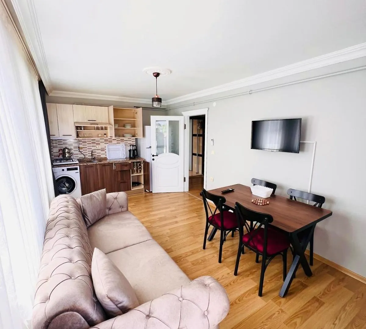Guer Apartment Trebizonda 0*,
