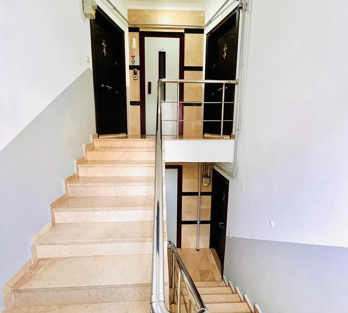 טראבזון Guer Apartment
