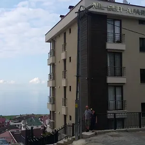 شقة Nil, بيلتلي